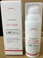Protector Solar Facial Transparente UV SPF46 con Óxido de Zinc, Libre de Aceites, Calma y Protege la Piel Propensa al Acné y la Rosácea, Múltiples Tonos y Tamaños