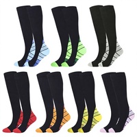 Chaussettes de compression professionnelles en nylon dégradé, antidérapantes, mi-mollet, pour le sport, la course à pied, le cyclisme, toutes saisons, pour jeunes, hommes et femmes