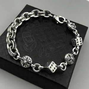 Bracciale Vintage in Argento Personalizzato con Lettera, Unisex, per Coppie, con Catena in Argento Thai Retrò, Design con Croce e Dadi, Regalo - Product Image 6