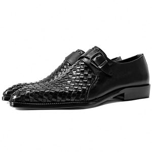 Chaussures en cuir tissées de haute qualité pour hommes, sur mesure avec boucles en cuir véritable, idéales pour les soirées - Product Image 1