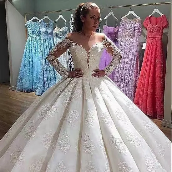 China Supplier 2023 Newest Style Ball Gown Lace Modern Lace Bridal Wedding Dress