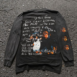 T-Shirt Unisex a Maniche Lunghe in Cotone 100% con Stampa Effetto Consumato, Stile Streetwear Casual Oversize - Product Image 3