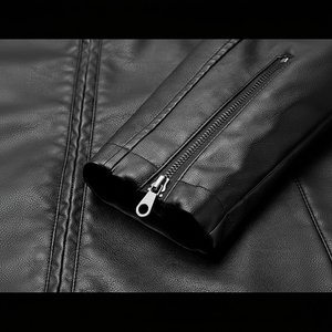 เสื้อแจ็คเก็ตหนังวัวสำหรับผู้ชาย ฤดูใบไม้ร่วง-ฤดูหนาว คอตั้ง พร้อมโลโก้ด้านหน้า คุณภาพสูง เป็นมิตรกับสิ่งแวดล้อม แห้งเร็ว ระบายอากาศได้ดี - Product Image 1