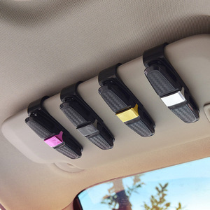 Clipe de Óculos de Sol para Quebra-Sol Universal de Carro, Porta-Óculos Portátil para Cartões e Tickets - Product Image 4