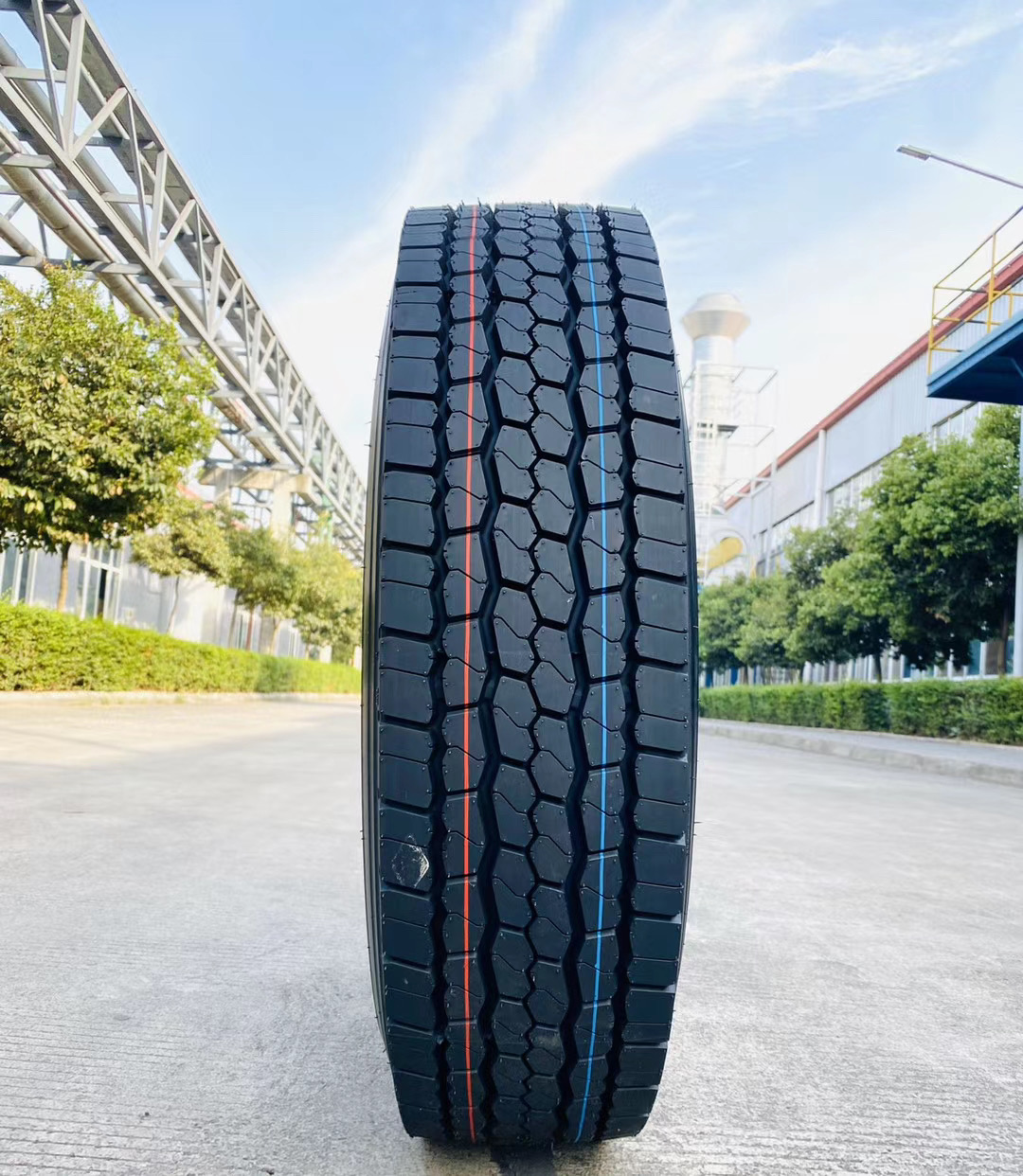 225/80R17.5 Truck Tyres for Southeast Asia - Durable Radial Design