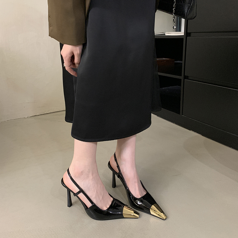 Piel sintética charol negra