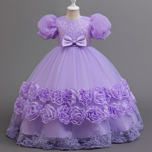 Robe de princesse élégante pour filles pour les fêtes d'été, manches bouffantes mignonnes avec jupe florale, tissu en taffetas, ODM, groupe d'âge : enfants - Product Image 3