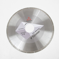Disque de coupe circulaire diamanté industriel de 12 pouces pour la coupe efficace de la porcelaine, des dalles de porcelaine et de la pierre frittée, assurant une finition parfaite des bords