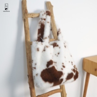 Sac à bandoulière tendance à motif animal, sac fourre-tout en peluche à imprimé vache, sac de shopping en peluche douce, sac à main décontracté quotidien pour femmes