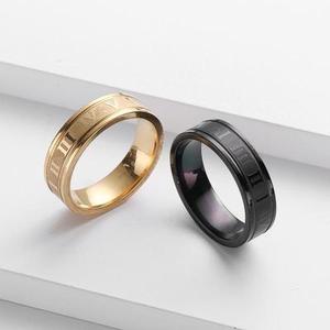 Anello con Numeri Romani di Tendenza, 6 MM in Acciaio Inossidabile, Stile Punk Nero con Placcatura in Oro 18K per Uomo e Donna - Product Image 4