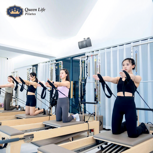 Queenlife Classical 2-en-1 : Appareil de Pilates Reformer en Bois d'Érable Massif avec Demi-<span class=keywords><strong>Trapeze</strong></span> Bar, Garantie 6 Ans, Idéal pour les Propriétaires de Studios - Product Image 6