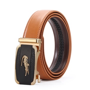 <span class=keywords><strong>Cintura</strong></span> all'ingrosso in pelle uomo di colore <span class=keywords><strong>marrone</strong></span> <span class=keywords><strong>chiaro</strong></span> in lega di zinco fibbia 100% in pura pelle <span class=keywords><strong>cintura</strong></span> per uomo - Product Image 4