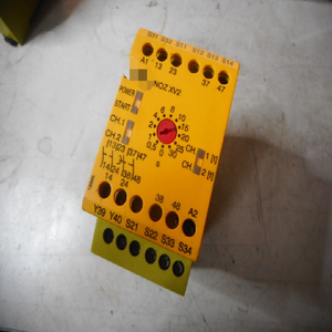 安全继电器双通道 2 X 安全 &amp;   延迟 - Xv2 774500 - Product Image 1