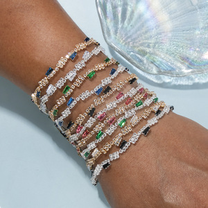 Nouvel Arrivage : Ensemble de Bracelets en Alliage avec Chaîne à Griffes, <span class=keywords><strong>Strass</strong></span> Romains de Luxe, <span class=keywords><strong>Bracelet</strong></span> Tennis en Cristal et <span class=keywords><strong>Bracelet</strong></span> Brillant à <span class=keywords><strong>Strass</strong></span> Colorés - Product Image 1
