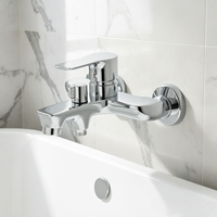 Robinet de salle de bain monocommande en alliage de zinc poli au design moderne, avec cartouche céramique, idéal pour les salles de bain d'hôtels et d'appartements