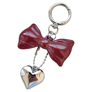 Porte-clés en métal avec pendentif cœur bordeaux 2026, accessoire nœud papillon, décoration de sac, élégant ornement en acrylique - Product Image 5