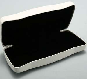 Boîte à accessoires pour lunettes avec logo personnalisé, en cuir, anti-stress, grande taille, étui rigide pour lunettes de soleil, noir - Product Image 6