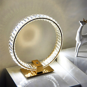 โคมไฟตั้งโต๊ะคริสตัลสุดสร้างสรรค์แบบหรูหราทันสมัยมีห่วงสแตนเลสสีทองสุดสร้างสรรค์โคมไฟตั้งโต๊ะโคมไฟอ่านหนังสือข้างเตียงห้องนอน - Product Image 2