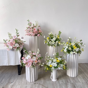 Fournitures pour bouquets, décoration de table d'allée de cérémonie de <span class=keywords><strong>mariage</strong></span>, arrangement floral jaune et rose, centre de table de <span class=keywords><strong>mariage</strong></span> en lys calla pour fête - Product Image 2