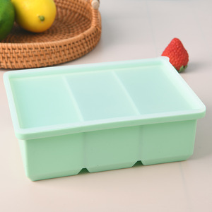 Bandeja de Hielo Reutilizable de Silicona de Grado Alimenticio, Ecológica, Flexible, Segura, Multitamaño, con Tapa - Product Image 6