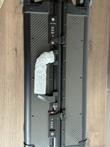 Valise en fibre de carbone tissée à rayures vertes, ultra légère, élégante, pour les voyages en <span class=keywords><strong>voiture</strong></span> et d'affaires, personnalisable - Product Image 3