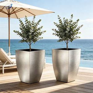 Macetas Cuadradas Modernas de Acero Inoxidable, Diseño Minimalista para Exteriores, Decoración con Plantas Verdes para Centros Comerciales - Product Image 5