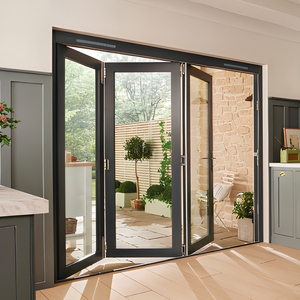 Puertas Plegables Modernas para Patio con Doble Acristalamiento Aislante, de Aleación de Aluminio, con Rotura de Puente Térmico, Eficiencia Energética, Vidrio Low-E, Personalizadas - Product Image 1