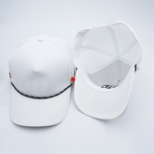 Gorra de Golf Magnética Impermeable de 5 Paneles Personalizada de Primera Calidad con Soporte para Tees - Product Image 2