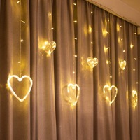 Guirlande lumineuse LED en forme de lune étoilée, décoration d'ambiance en forme de cœur, étoile à cinq branches, guirlande lumineuse colorée pour cour extérieure