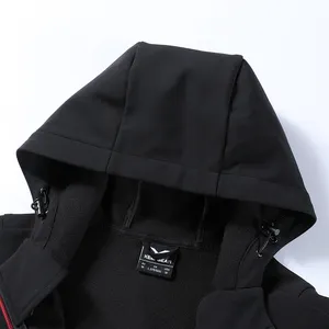 Jaket pria tahan angin cangkang lunak, jaket Track Top Zip lengan panjang tahan air Fleece Liner bertudung pakaian luar mendaki bekerja bepergian