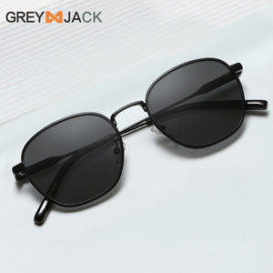 Lunettes de soleil Greyjack en métal, monture en acier inoxydable noir, verres TAC, protection UV400, style unisexe tendance - Product Image 1