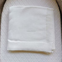 Couverture personnalisée en tricot plat avec nom brodé, pour berceau, décoration de chambre d'enfant, objet de famille, unisexe, pour poussette et emmaillotage