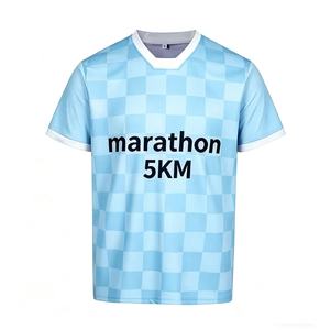 เสื้อยืดวิ่งมาราธอนพิมพ์ลายโลโก้ตามสั่งราคาถูก เสื้อยืดโฆษณาพิมพ์ลาย 3 มิติ เสื้อยืดโพลีเอสเตอร์ 100% เสื้อยืดเปล่าสำหรับงานซับลิเมชั่น - Product Image 1