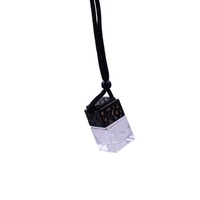 Vente en gros de flacons diffuseurs de parfum pour voiture en verre transparent carré de 8 ml avec couvercle en plastique doré, argenté ou noir