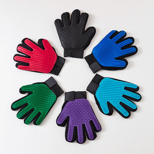 Gants de toilettage pour animaux de compagnie en silicone TPR, brosse de massage pour enlever les poils d'animaux, outil de toilettage pour chat et chien, main gauche/droite, rouge, vert, bleu, violet - Product Image 1
