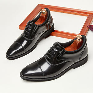 รองเท้าโลฟเฟอร์สไตล์ลำลองระดับไฮเอนด์ ดีไซน์ใหม่ ผลิตจากหนังแท้ พื้นผิวเรียบเนียนและสัมผัสนุ่ม เหมาะสำหรับผู้ชาย - Product Image 4