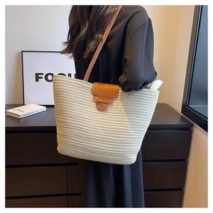 Bolsa de Gran Capacidad Tejida en Algodón, Nueva Bolsa de Paja Versátil, Bolsa de Playa para Vacaciones, Bolsa de Mano de Ratán para Mujer - Product Image 1