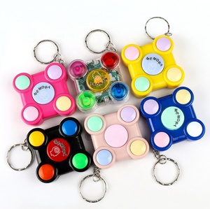 Machine portative de jeu de cerveau <span class=keywords><strong>d</strong></span>'entraînement de mémoire de <span class=keywords><strong>Cube</strong></span> créatif Flash effet sonore jouets interactifs <span class=keywords><strong>d</strong></span>'intelligence <span class=keywords><strong>d</strong></span>'enfants porte-clés - Product Image 1