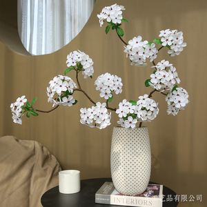 ดอกไม้ประดิษฐ์ยี่ห้อ Yihua รุ่น Floral Art ประดับมุกเทียม รูปทรงดอกแพร์ 6 หัว สีขาว ทำจากผ้าไหม ตกแต่งบ้านสไตล์จีนเซน - Product Image 1