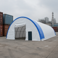 Abri de jardin extérieur robuste en acier avec porte enroulable, toile imperméable et résistante aux UV, finition thermolaquée, design moderne