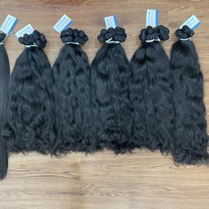 Extensiones de cabello humano natural ondulado de alta calidad de Thanh Hair en varios colores para una flexibilidad de estilo - Product Image 3