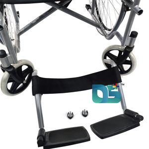 Silla de Ruedas Ligera con Patas Desmontables y Neumáticos Sólidos de 23 Pulgadas para Personas con Discapacidad - Product Image 6