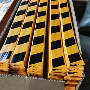 Protection de bord en mousse de polyuréthane en forme de V, longueur totale <span class=keywords><strong>39</strong></span> po, épaisseur totale 0,3 po, noir/jaune, service de découpe - Product Image 4