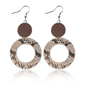 Pendientes de piel sintética con patrón de piel de serpiente, pendientes de empalme de cuero doble ahuecados circulares geométricos para mujer Uionen 897 - Product Image 4