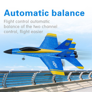 XUEREN NUEVO JUGUETE FX-828 Avión RC 2.4G 2CH <span class=keywords><strong>F18</strong></span> Strike Fighter Hornet Planeador Avión de Control Remoto RTF Aviones para Niños Interesantes - Product Image 6