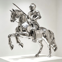 Sculpture de cheval rond en acier inoxydable poli miroir |   Statue de guerrier en métal moderne pour la décoration artistique de luxe du hall d'hôtel
