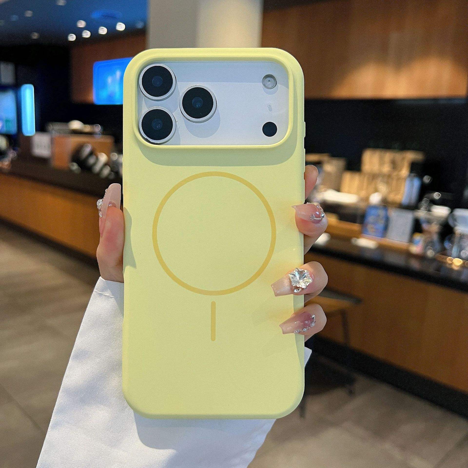 สีเหลือง