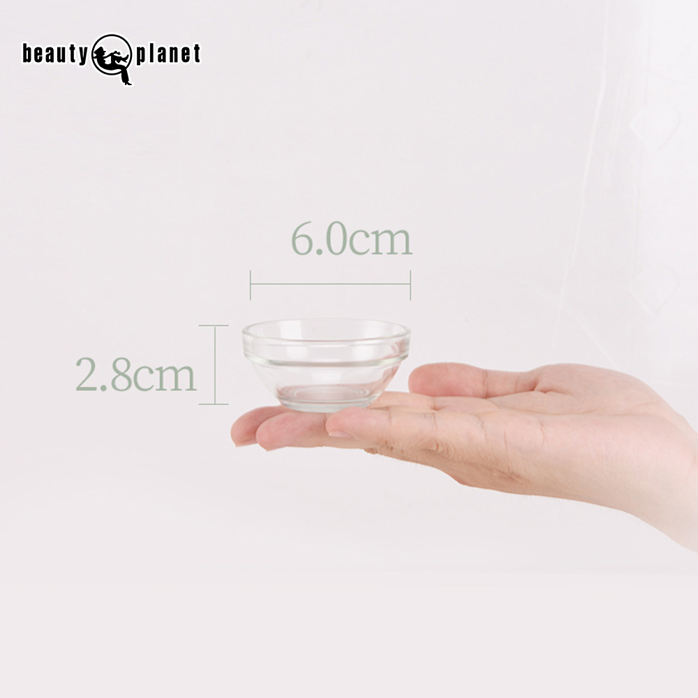 small 6x6x2.5cm