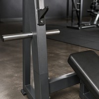 Rack de musculation inclinable commercial pour salle de sport, banc de musculation réglable avec supports pour barres et montants