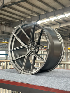 Rueda Forjada FCS-24 Personalizada de 1 Pieza con Diseño de Radios en Y y Borde Grande en Gris Pistola para <span class=keywords><strong>BMW</strong></span> X1 X3 X5 X6 M3 M4 M5 - Product Image 2